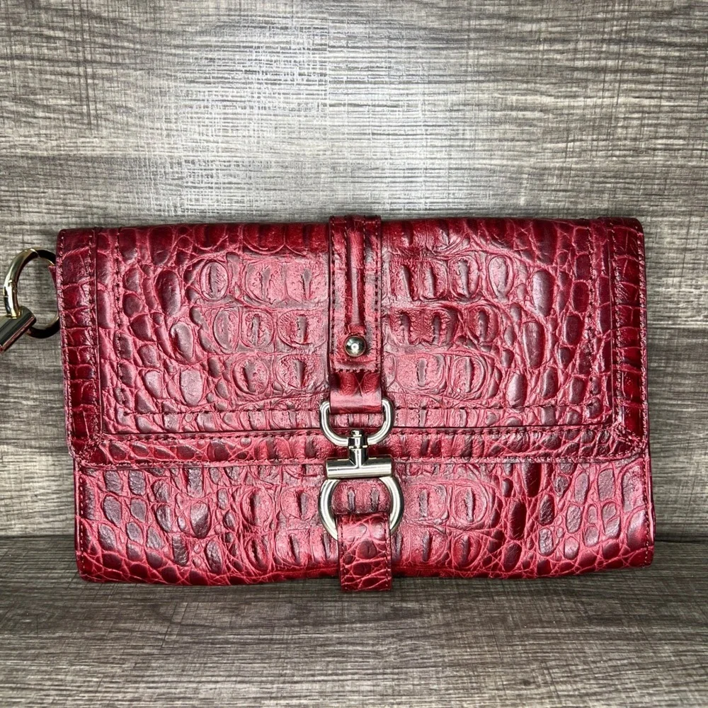 Talbots Burgundy Crocodile Embossed Leather Wristlet‎ Clutch Bag Red Maroon